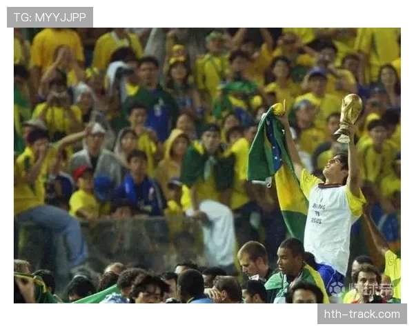 卡卡回顾世界杯巅峰瞬间，携手巴西队再启辉煌征程