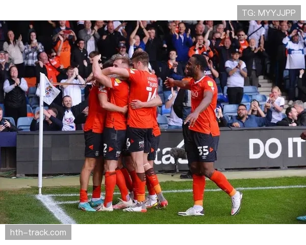 布伦特福德崛起之路：从英冠黑马到英超劲旅的复兴征程